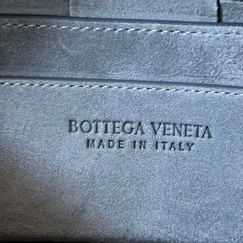 Bottega Veneta Accessories? Bottega Veneta Brick Cassette Luxury Designer Fashion Accessory
