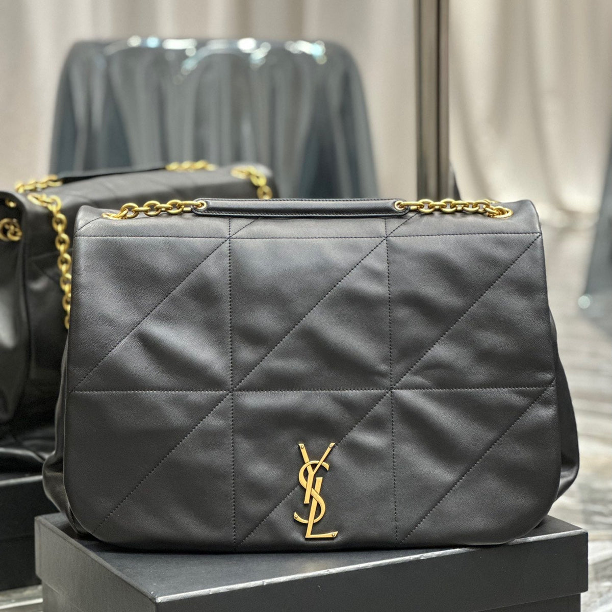 Saint Laurent Wallets? Saint Laurent Jamie 4.3 Bag Elegant Everyday Leather Wallet