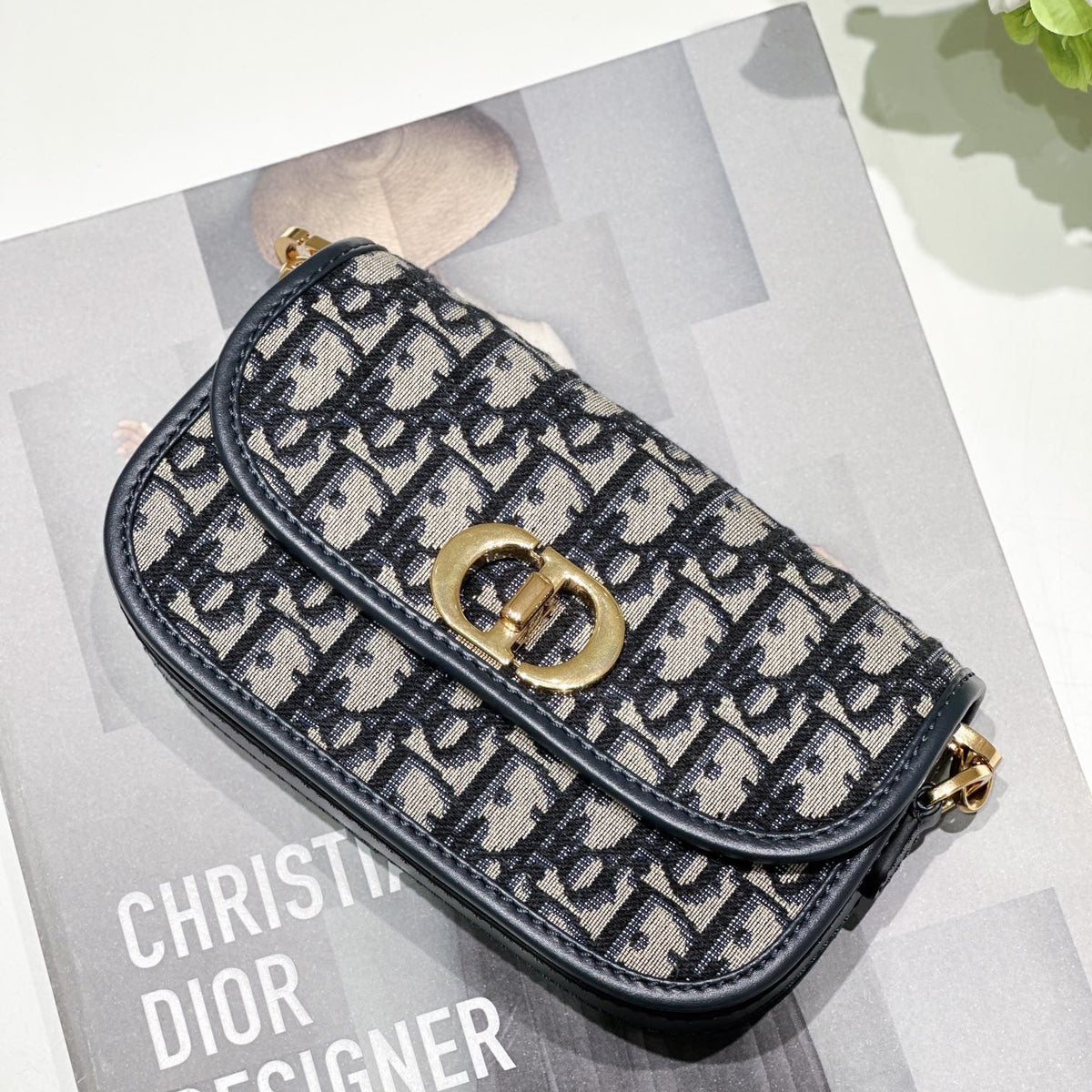 Dior Wallets? Dior Small 30 Montaigne Avenue Bag Premium Leather Designer Wallet