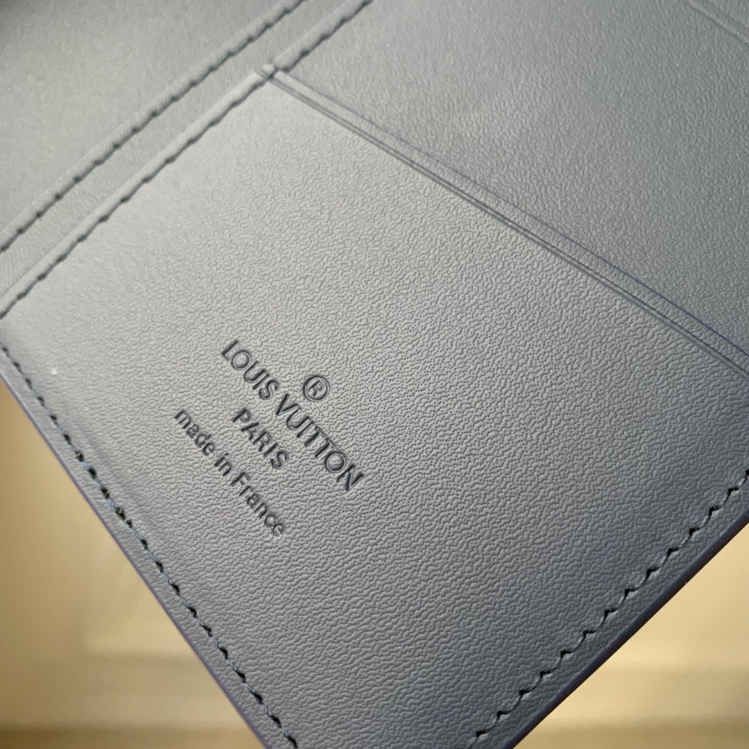 Louis Vuitton Wallets? Louis Vuitton Lou Aerogram Brazza Wallet Compact Luxury Card Wallet