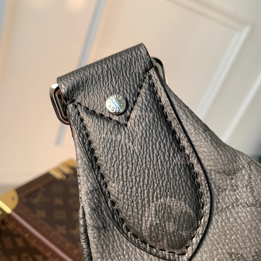 Louis Vuitton Bags? Louis Vuitton Lou Discovery Bumbag Luxury Designer Leather Handbag