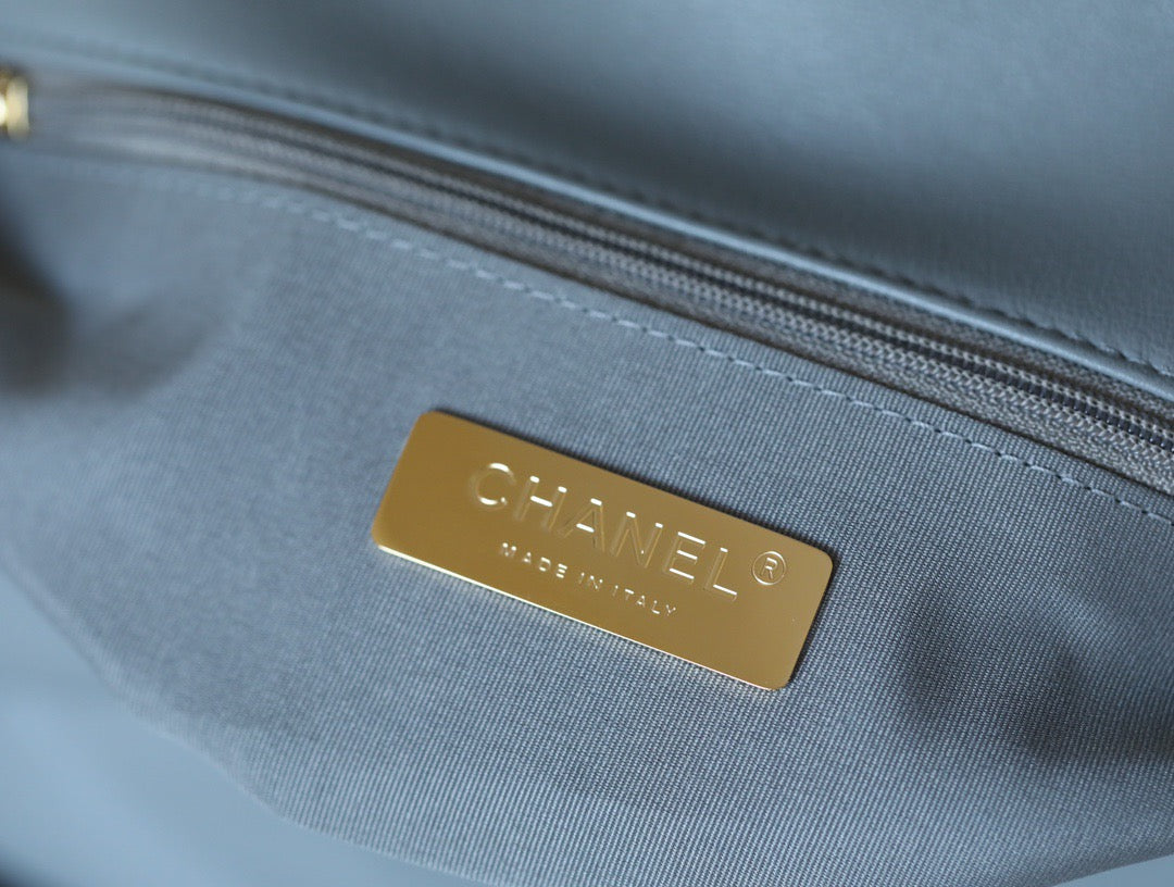 Chanel Wallets? Chanel 19 Bag Premium Leather Designer Wallet