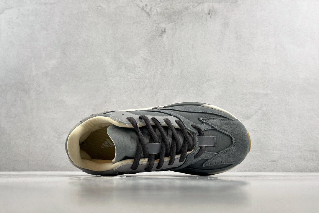 YEEZY Shoes? Yeezy Boost 700 Premium Designer Casual Shoes