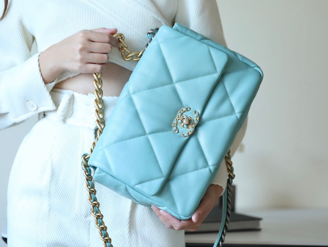 Chanel Wallets? Chanel 19 Bag Elegant Everyday Leather Wallet