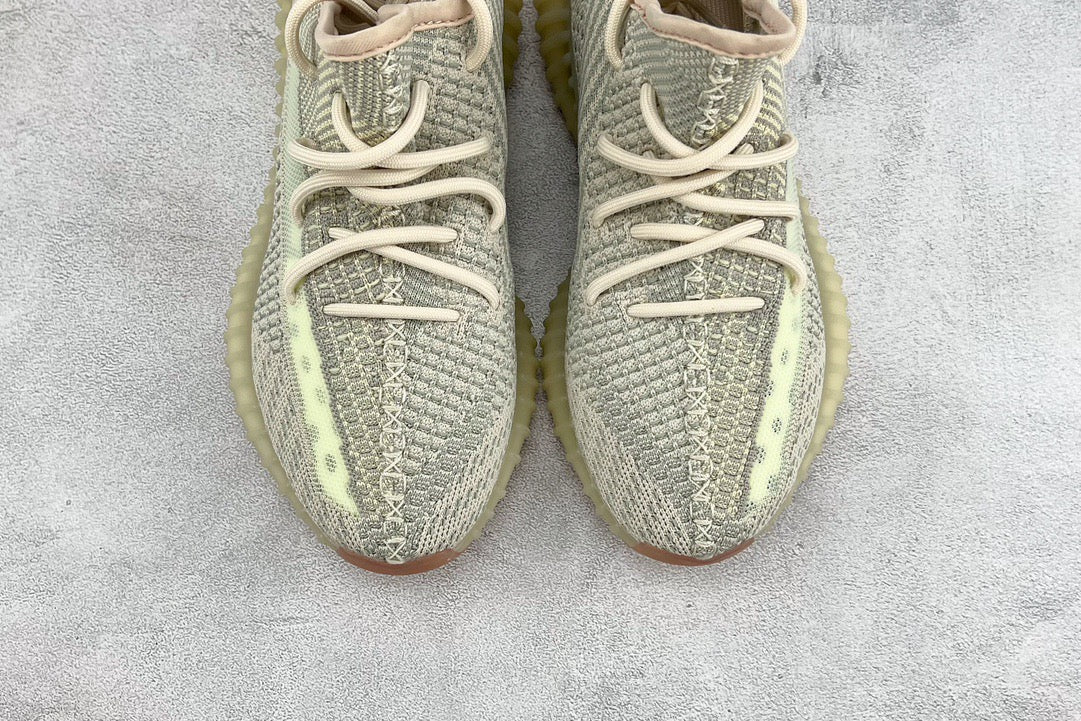 YEEZY Shoes? Yeezy Boost 350 V2 Premium Designer Casual Shoes