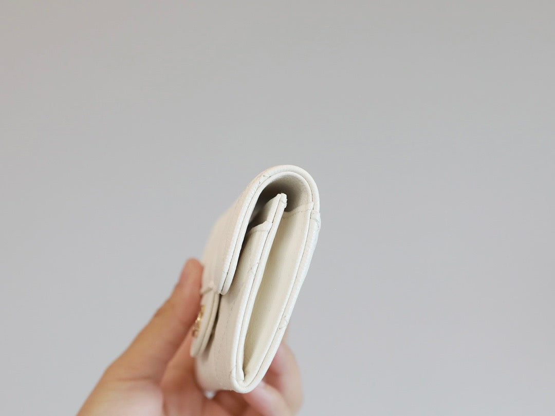 Chanel Wallets? Chanel Card Holder Compact Luxury Card Wallet