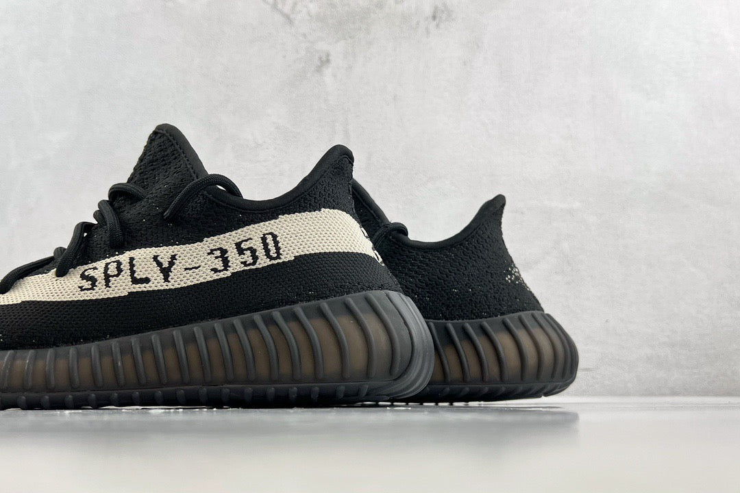 YEEZY Shoes? Yeezy Boost 350 V2 Comfortable Everyday Designer Shoes