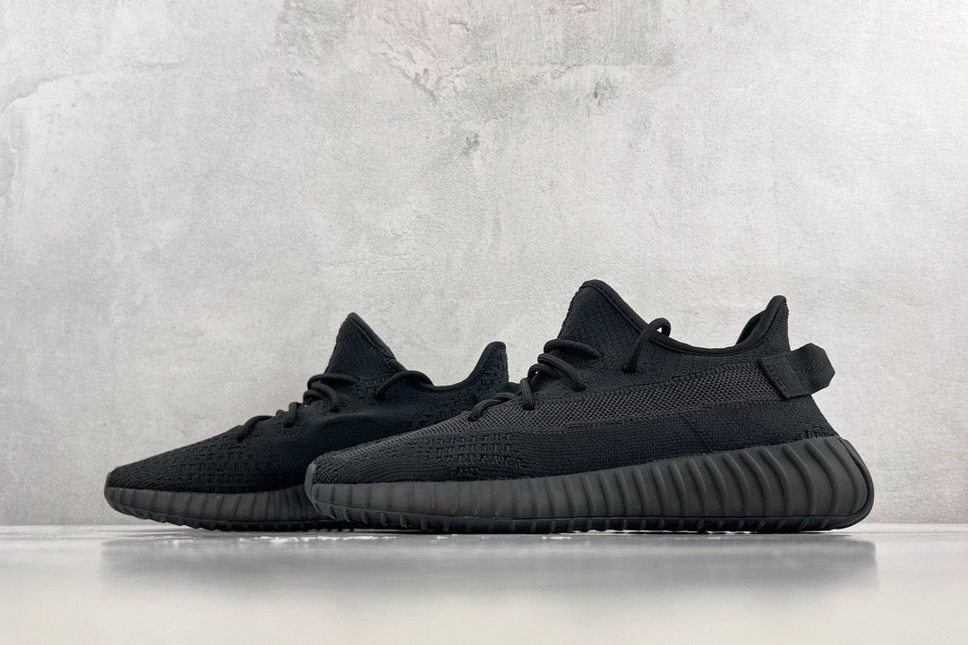 YEEZY Shoes? Yeezy Boost 350 V2 Comfortable Everyday Designer Shoes