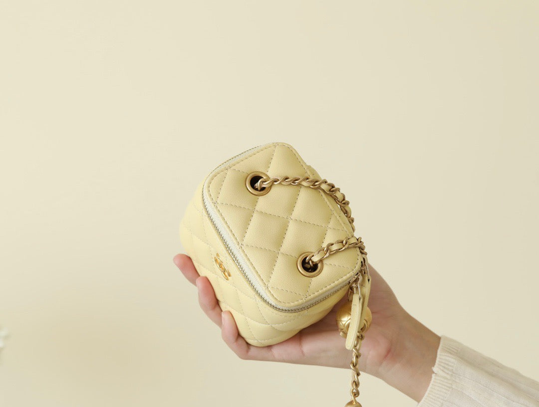 Chanel Wallets? Chanel 23P Bag Elegant Everyday Leather Wallet