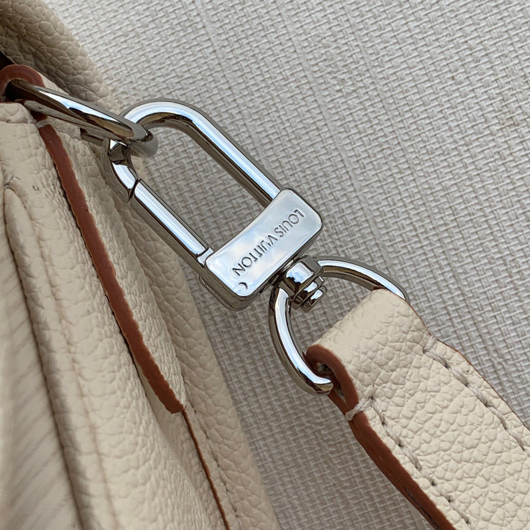 Louis Vuitton Wallets? Louis Vuitton Lou Buci Bag Elegant Everyday Leather Wallet