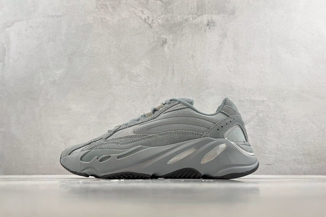 YEEZY Shoes? Yeezy Boost 700 Premium Designer Casual Shoes
