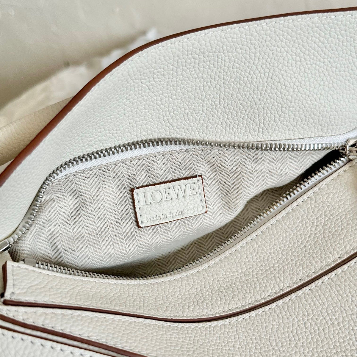 Wallets? Loew Small Puzzle Edge Bag Elegant Everyday Leather Wallet