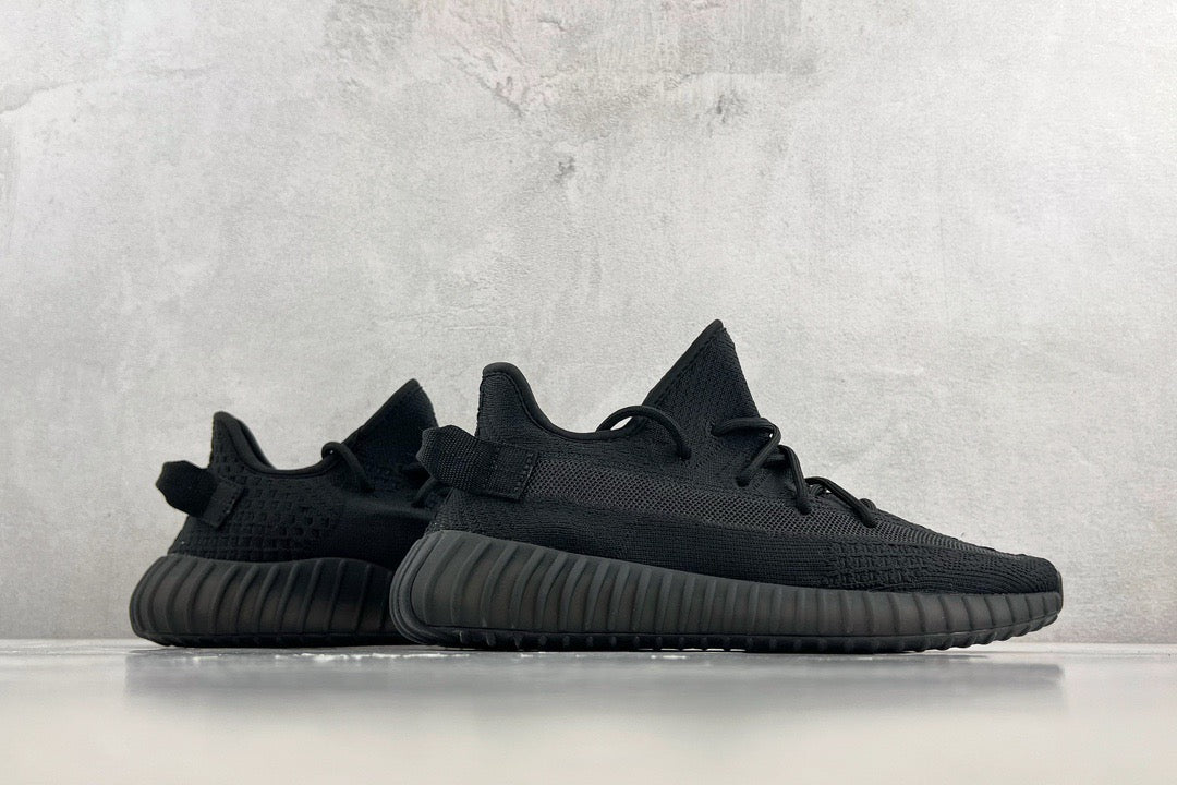 YEEZY Shoes? Yeezy Boost 350 V2 Comfortable Everyday Designer Shoes