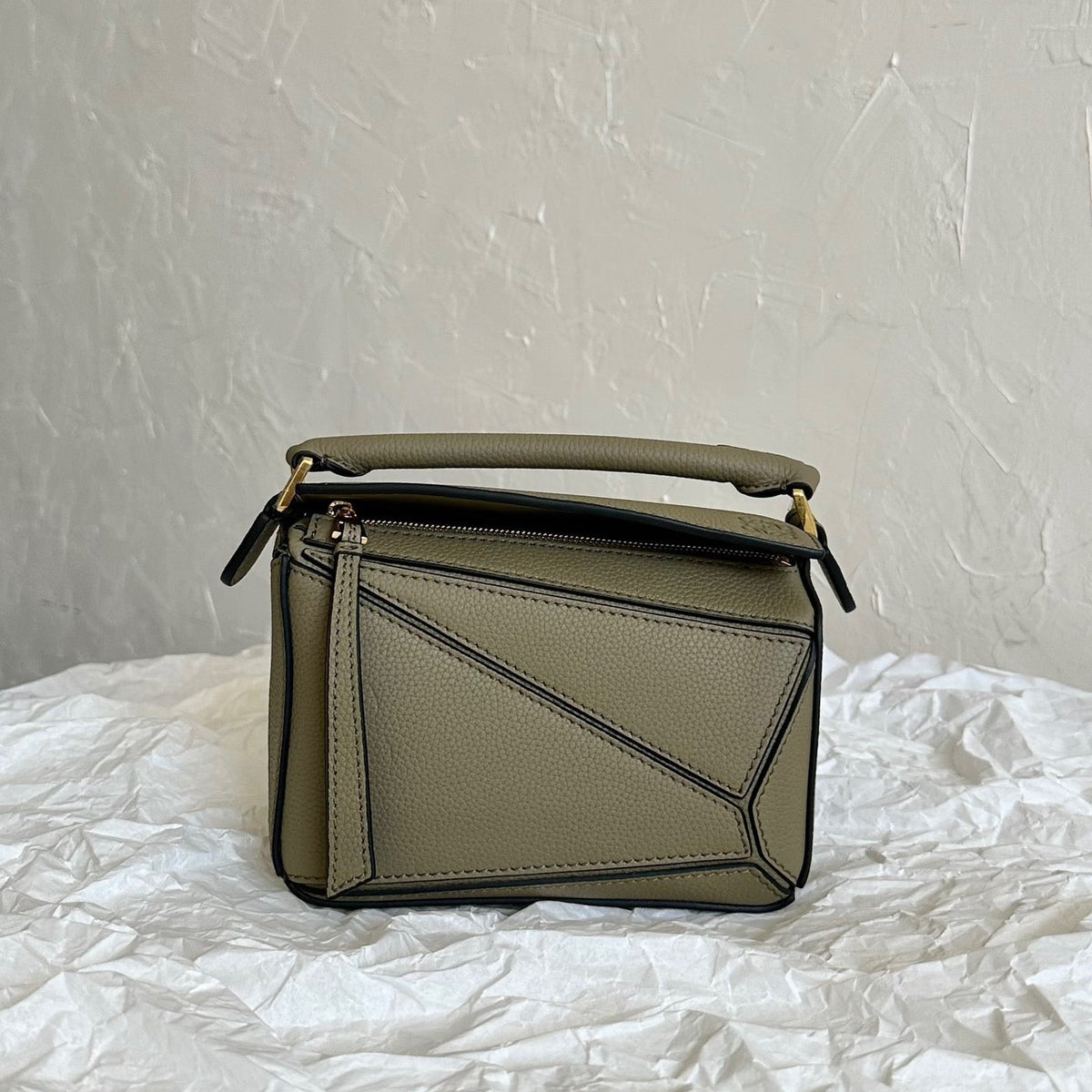 Wallets? Loew Mini Puzzle Edge Bag Elegant Everyday Leather Wallet