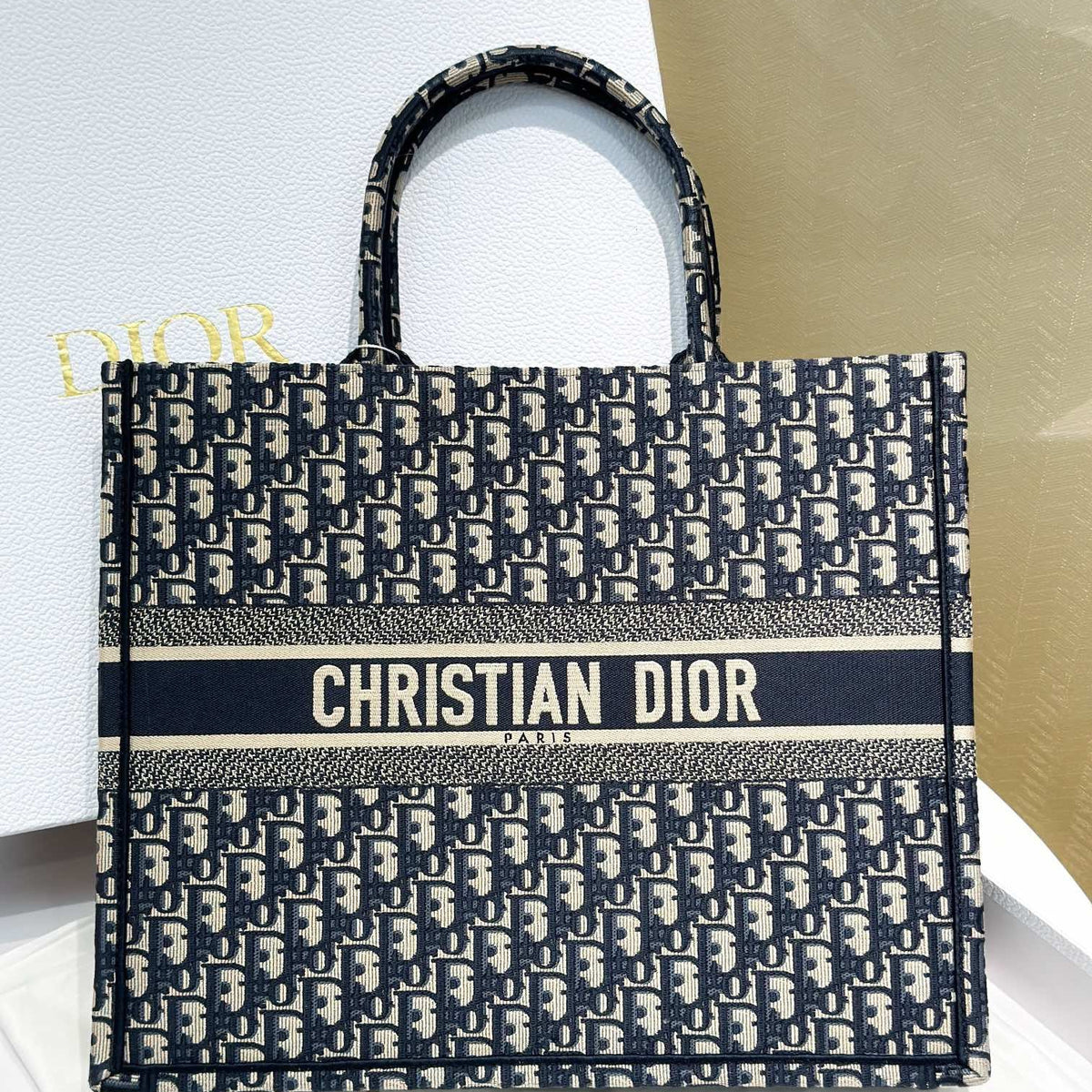 Dior Wallets? Dior Large Tote Bag Compact Luxury Card Wallet