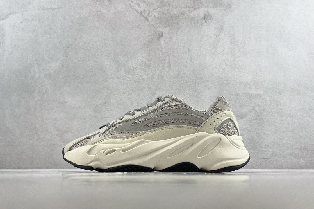 YEEZY Shoes? Yeezy Boost 700 Premium Designer Casual Shoes