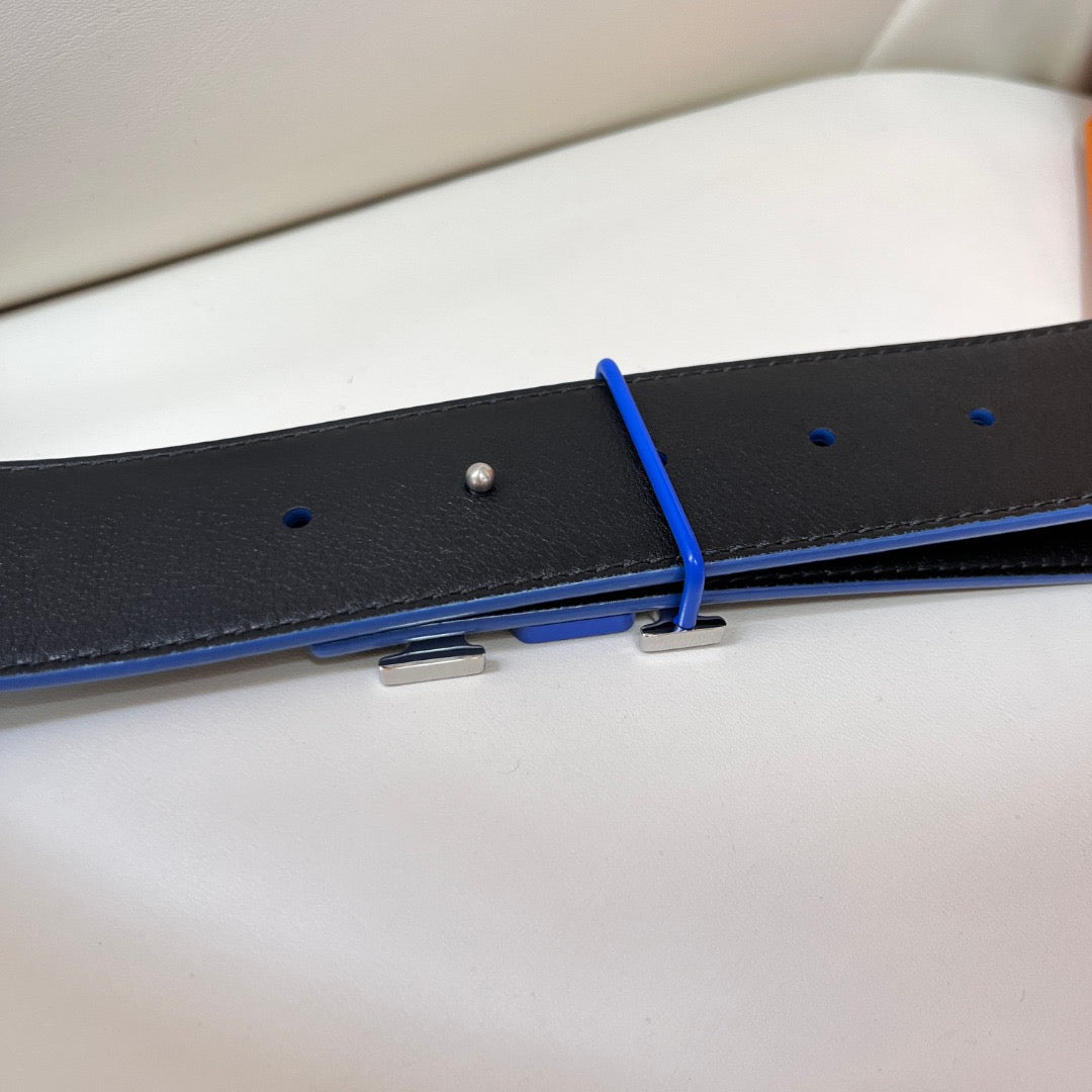 Louis Vuitton Belts? Louis Vuitton Lou Belt Classic Everyday Designer Belt