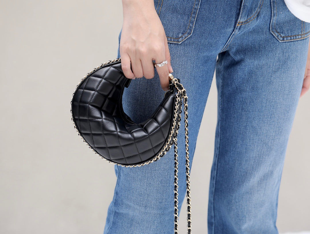 Chanel Wallets? Chanel 23P Bag Elegant Everyday Leather Wallet