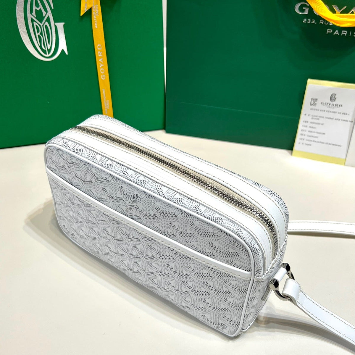 Wallets? Goya Cap Vert Bag Compact Luxury Card Wallet