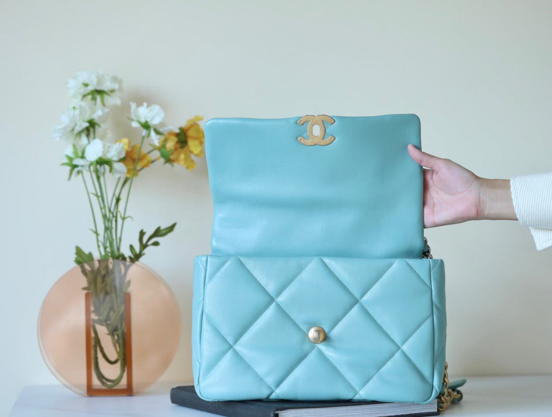 Chanel Wallets? Chanel 19 Bag Elegant Everyday Leather Wallet