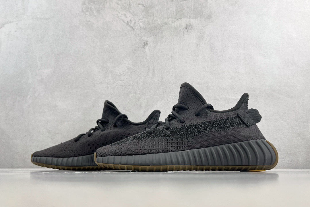 YEEZY Shoes? Yeezy Boost 350 V2 Luxury Lifestyle Designer Footwear