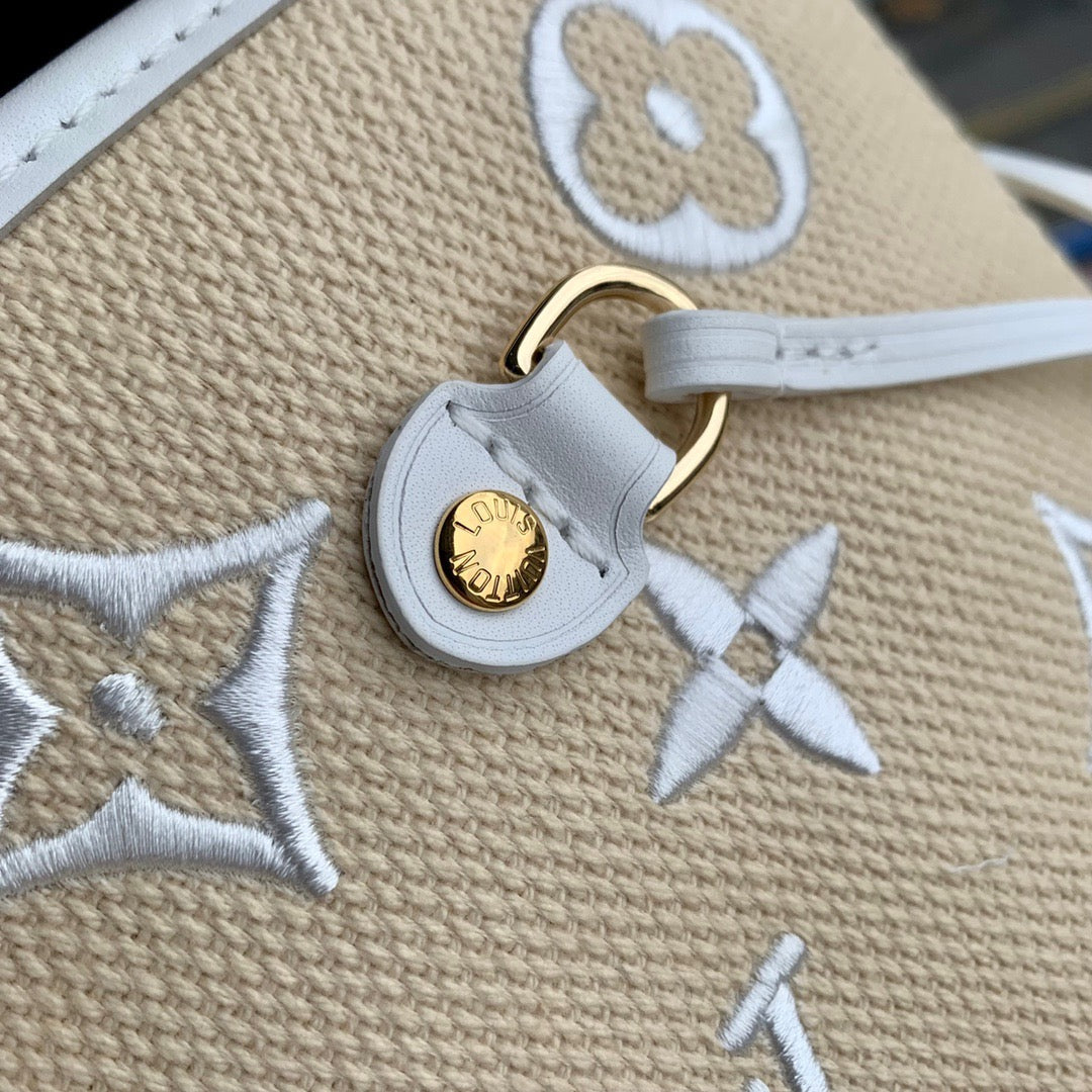 Louis Vuitton Wallets? Louis Vuitton Lou Neverfull Mm Bag Elegant Everyday Leather Wallet