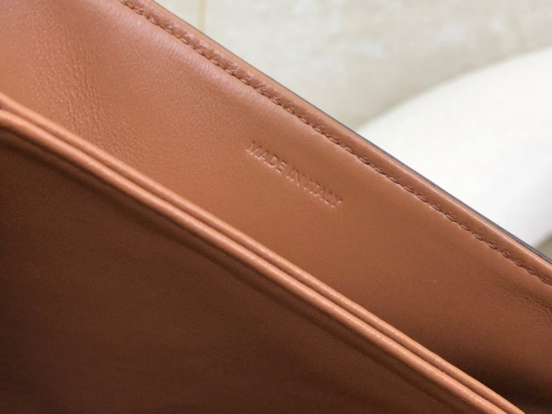 Wallets? Cel Medium Tabou Bag Premium Leather Designer Wallet