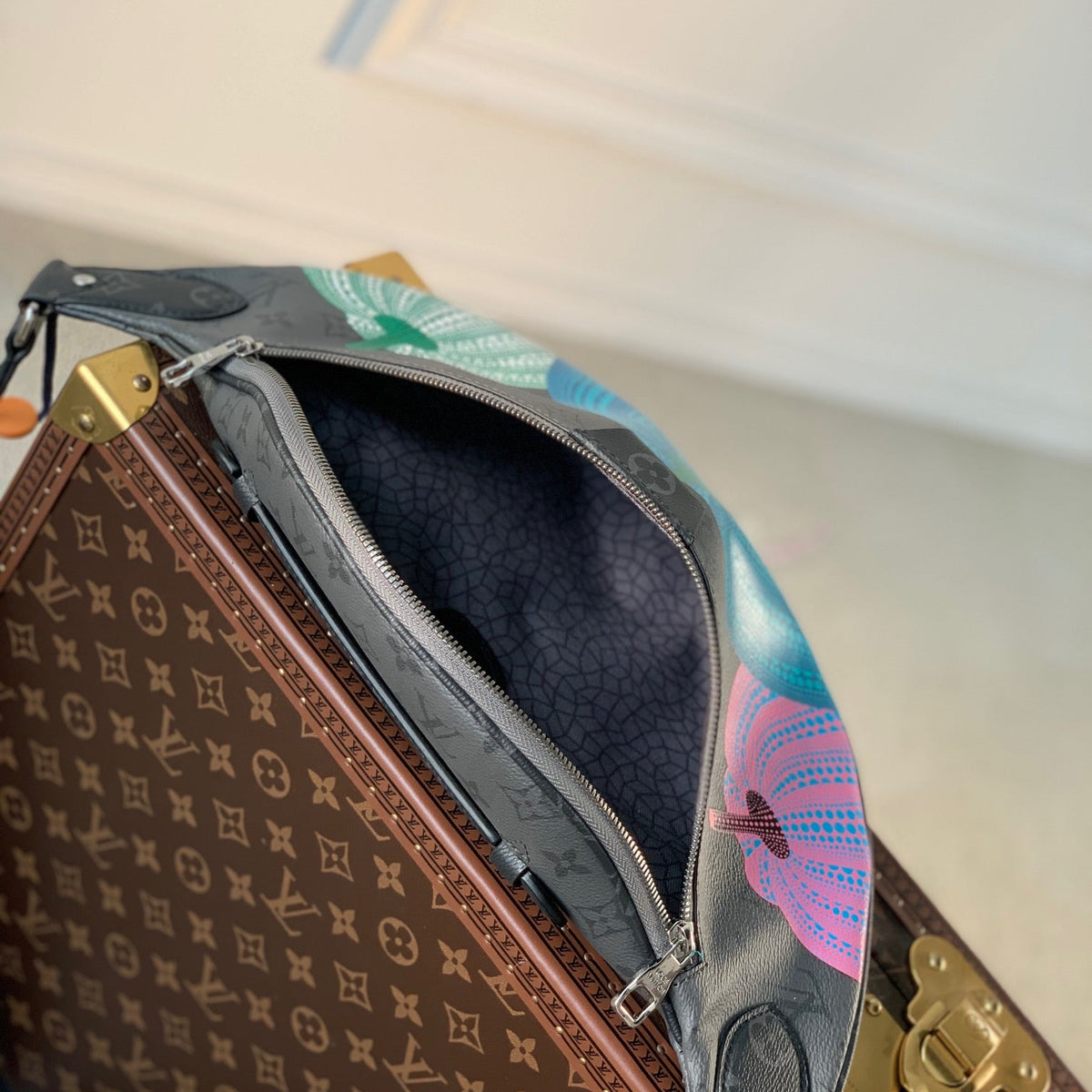 Louis Vuitton Bags? Louis Vuitton Lou Discovery Bumbag Luxury Designer Leather Handbag