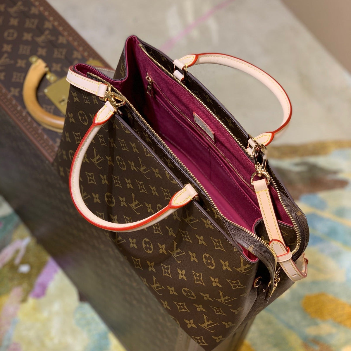 Louis Vuitton Wallets? Louis Vuitton Lou Grand Palaise Tote Bag Compact Luxury Card Wallet