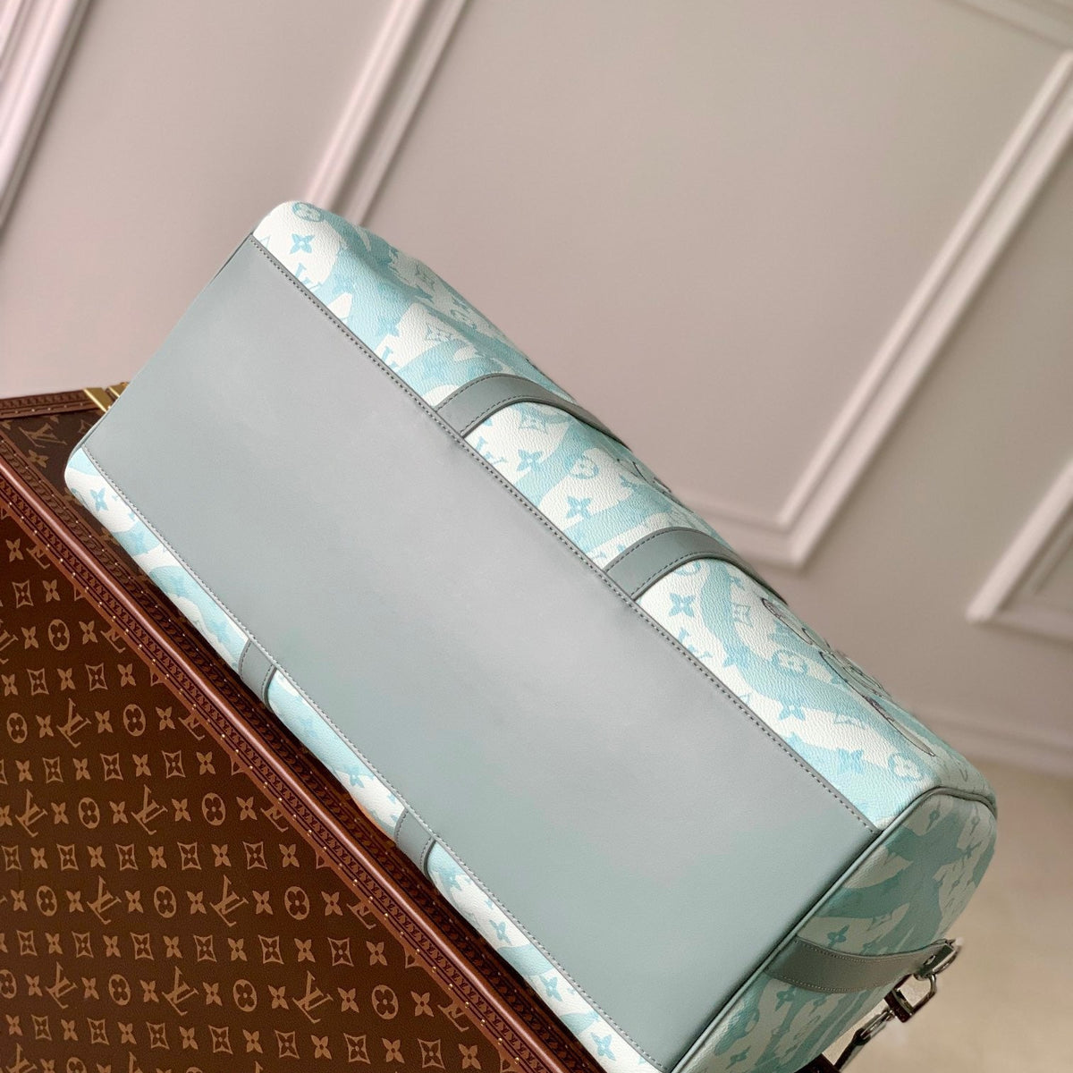 Louis Vuitton Wallets? Louis Vuitton Lou Keepall Bandoulière 50 Bag Premium Leather Designer Wallet