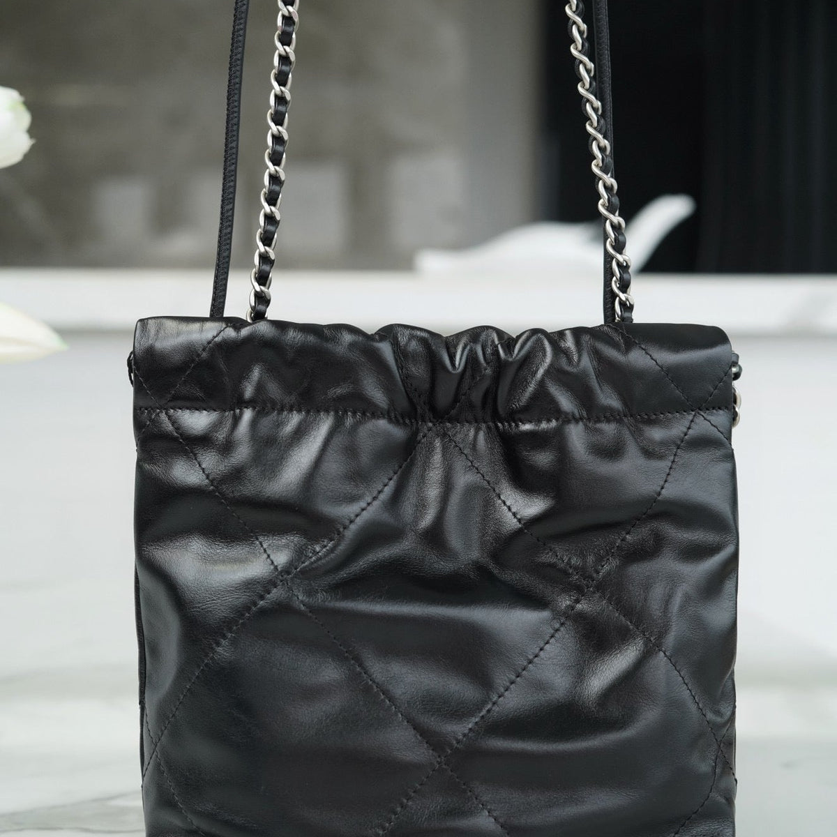 Chanel Wallets? Chanel 22 Bag Elegant Everyday Leather Wallet