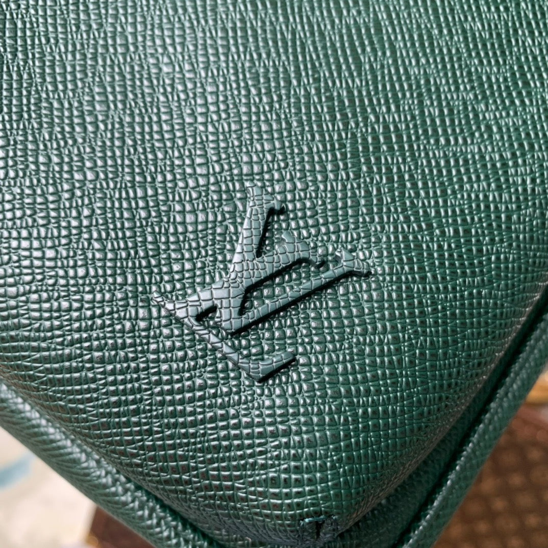 Louis Vuitton Wallets? Louis Vuitton Lou Avenue Sling Bag Premium Leather Designer Wallet