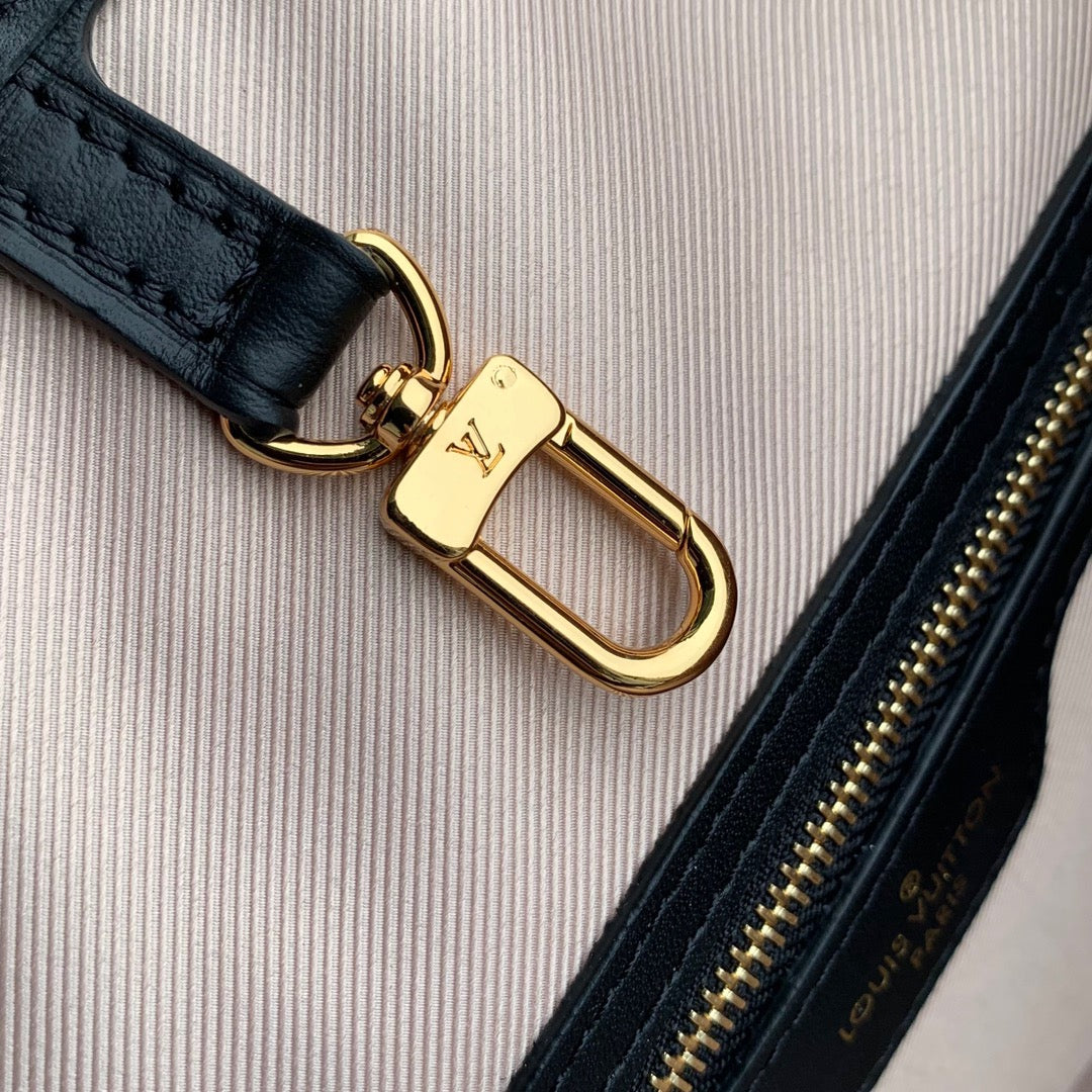 Louis Vuitton Wallets? Louis Vuitton Lou Neverfull Mm Bag Compact Luxury Card Wallet