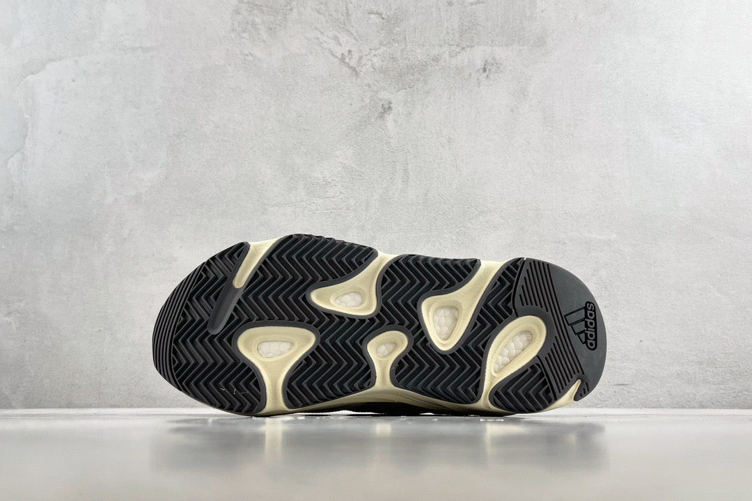 YEEZY Shoes? Yeezy Boost 700 Premium Designer Casual Shoes