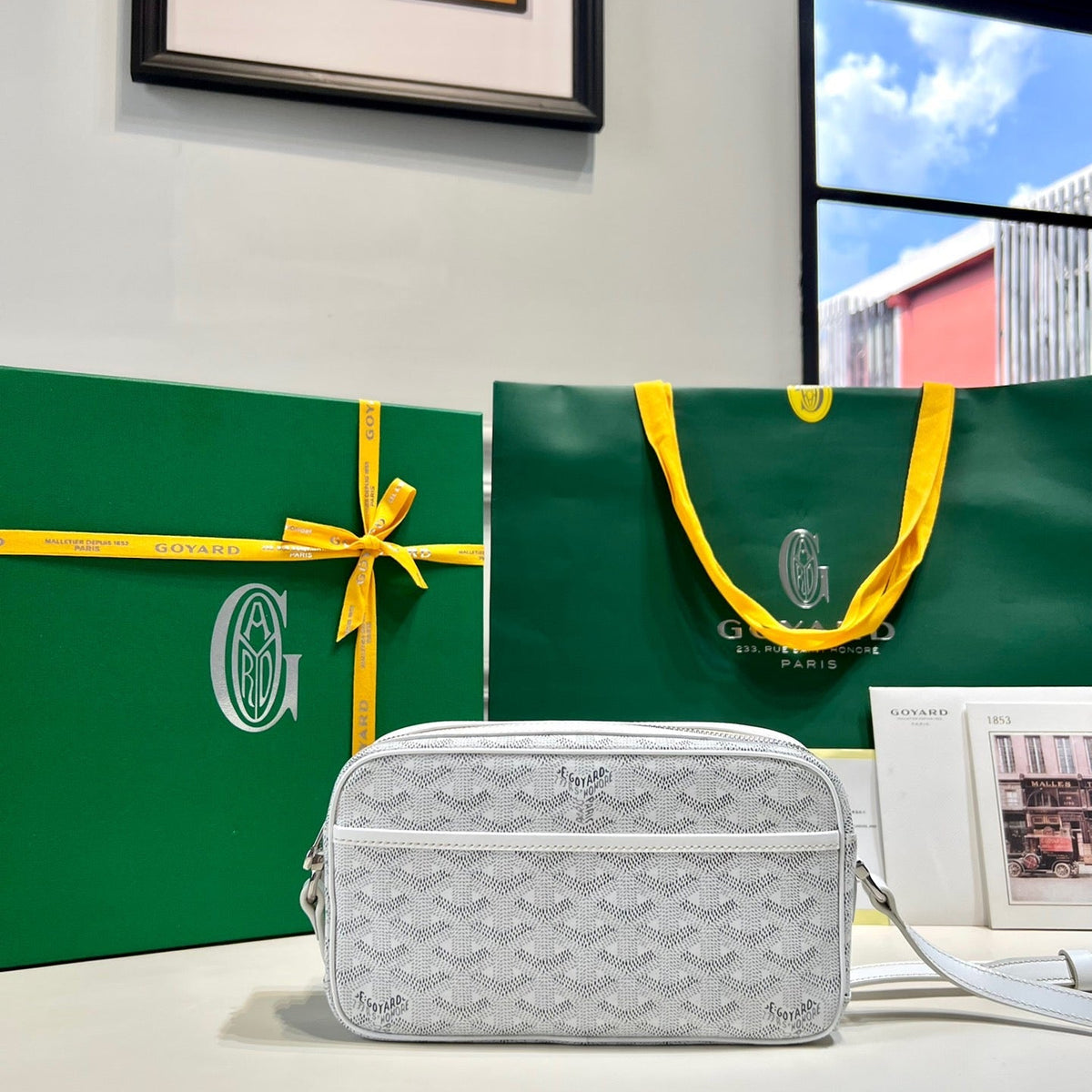 Wallets? Goya Cap Vert Bag Compact Luxury Card Wallet