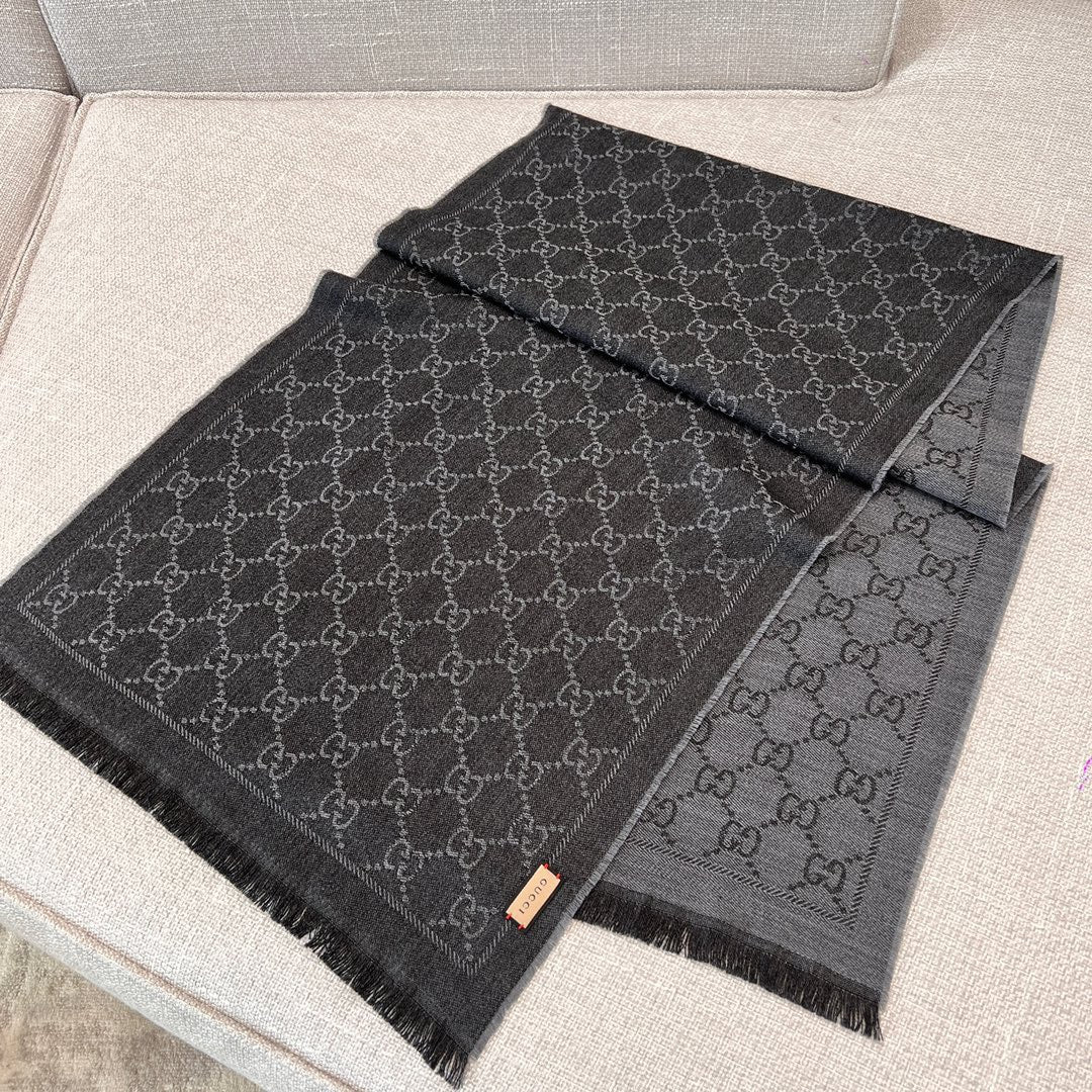 Gucci Accessories? Gucci Scarve Premium Everyday Designer Accessory