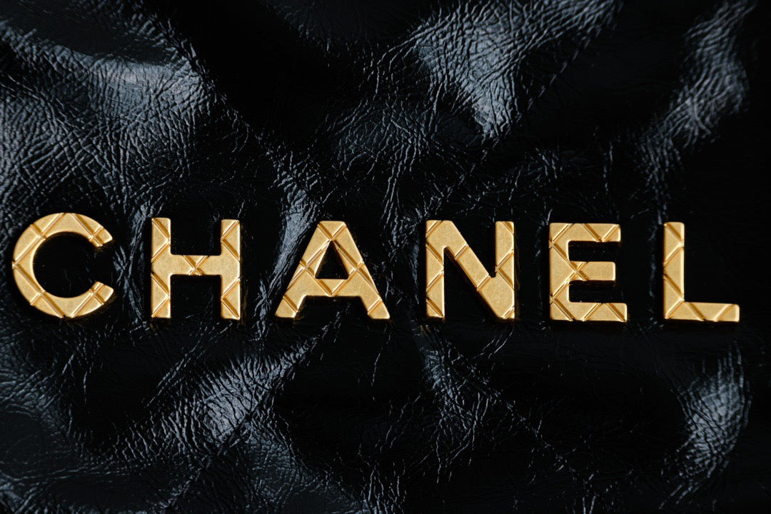 Chanel Wallets? Chanel 22 Bag Compact Luxury Card Wallet