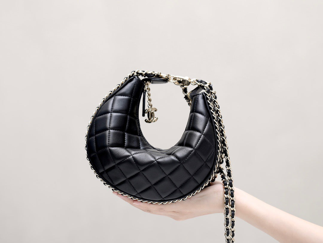 Chanel Wallets? Chanel 23P Bag Elegant Everyday Leather Wallet