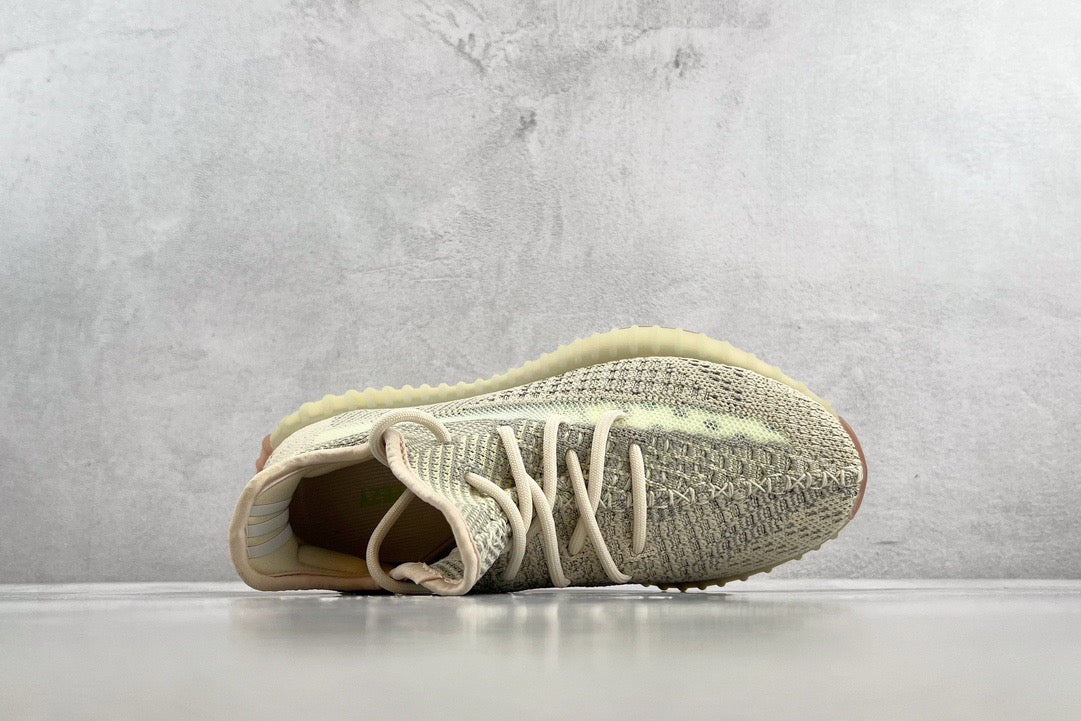 YEEZY Shoes? Yeezy Boost 350 V2 Luxury Lifestyle Designer Footwear