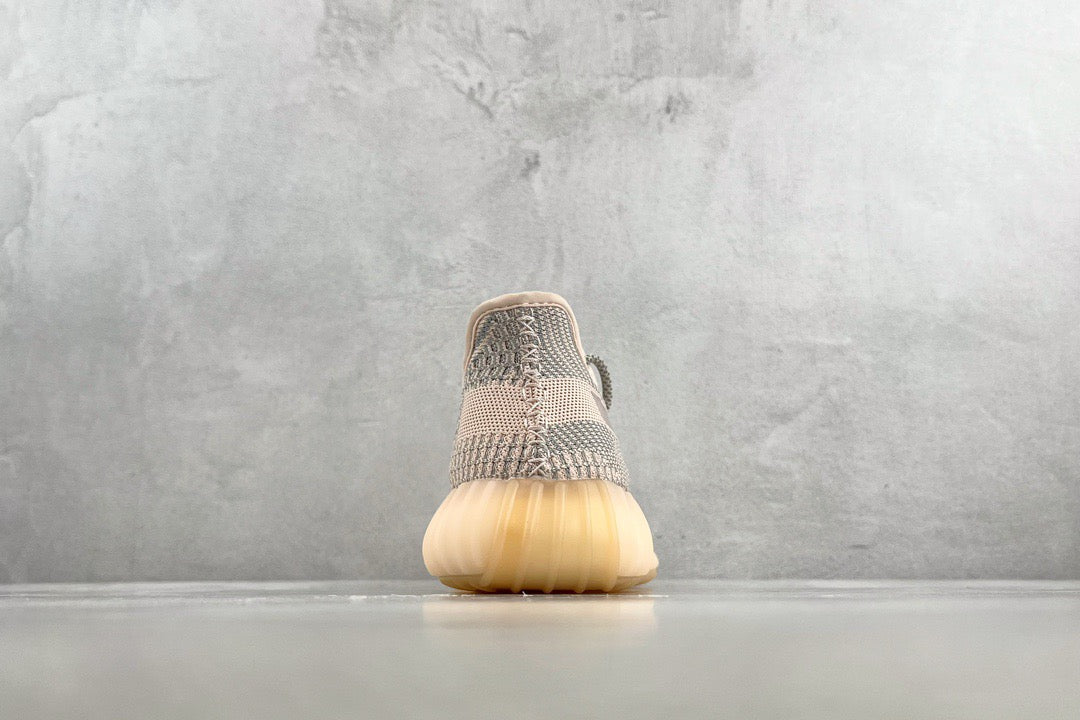 YEEZY Shoes? Yeezy Boost 350 V2 Comfortable Everyday Designer Shoes