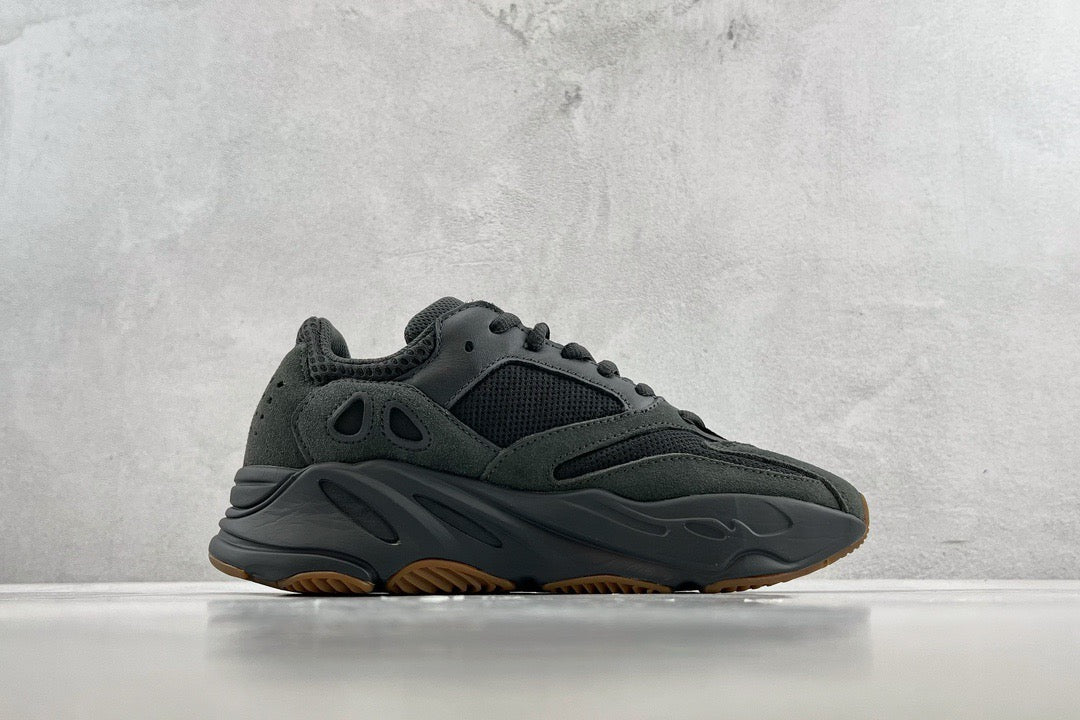 YEEZY Shoes? Yeezy Boost 700 Premium Designer Casual Shoes