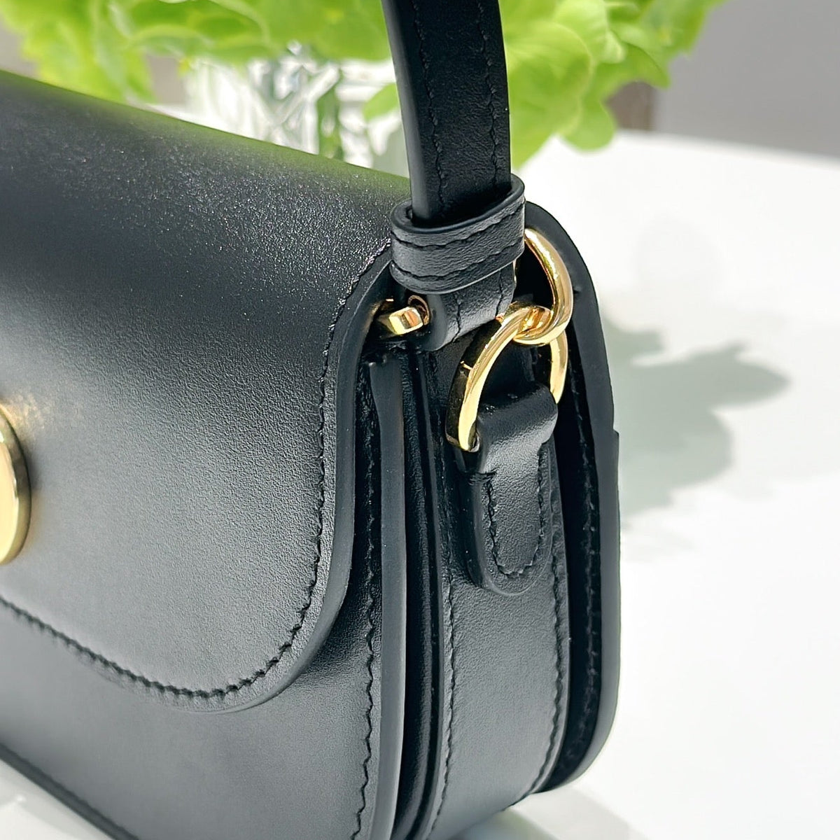 Dior Wallets? Dior Small 30 Montaigne Avenue Bag Elegant Everyday Leather Wallet