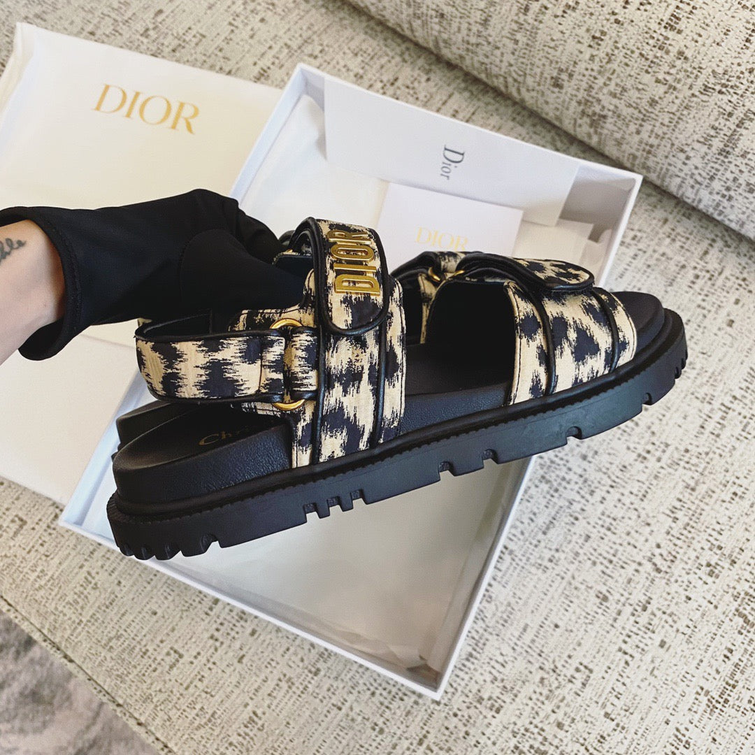 Dior Shoes? Dior Sandals Premium Designer Casual Shoes