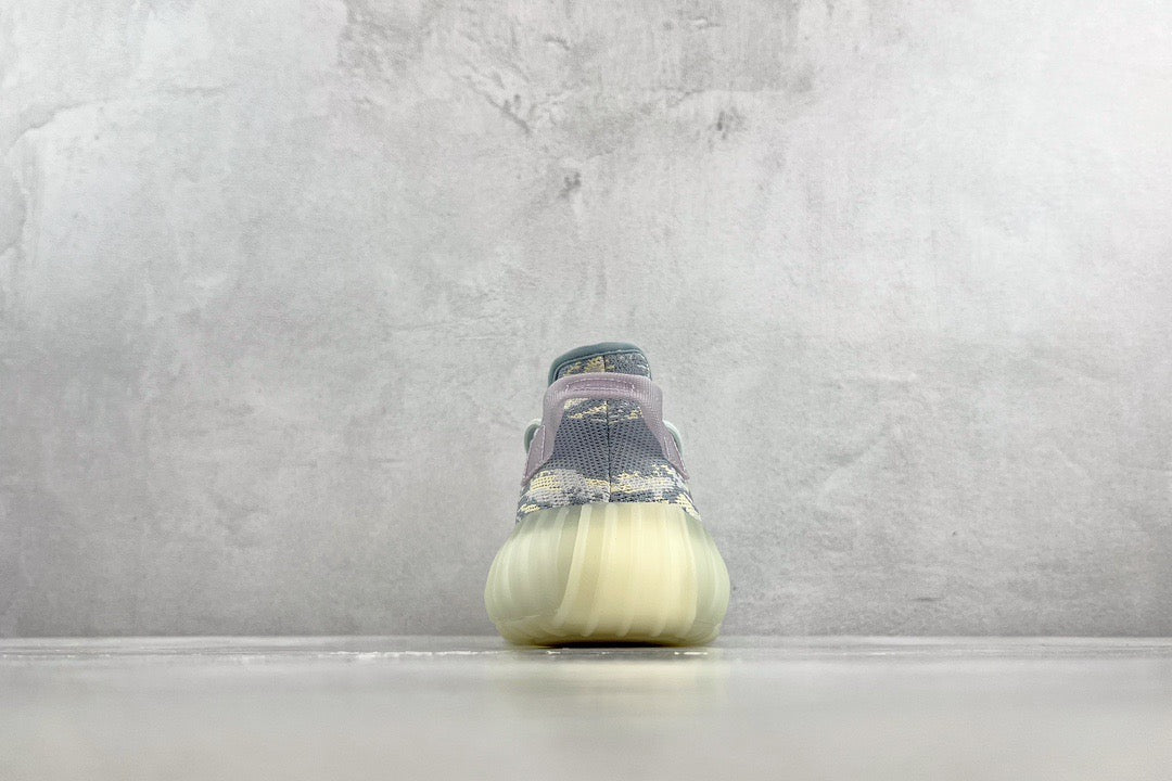 YEEZY Shoes? Yeezy Boost 350 V2 Comfortable Everyday Designer Shoes