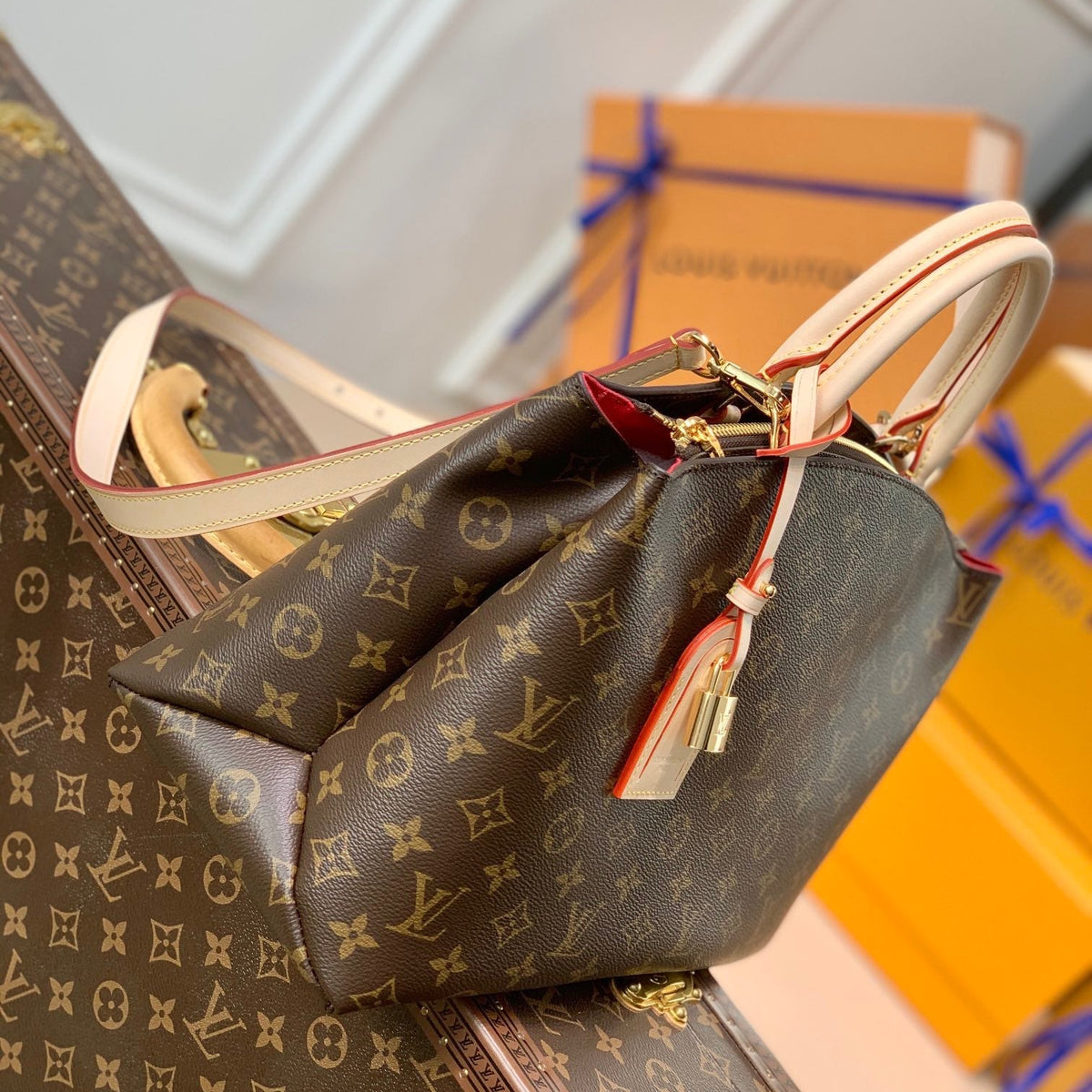 Louis Vuitton Wallets? Louis Vuitton Lou Grand Palaise Tote Bag Compact Luxury Card Wallet