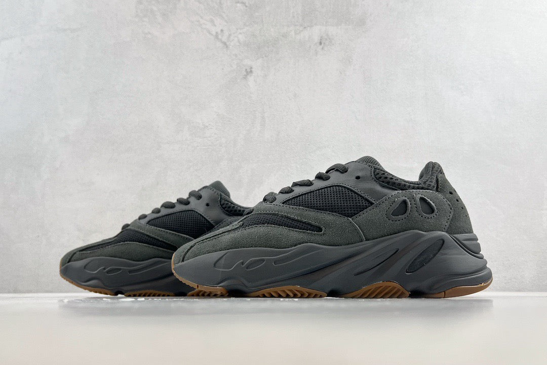 YEEZY Shoes? Yeezy Boost 700 Premium Designer Casual Shoes