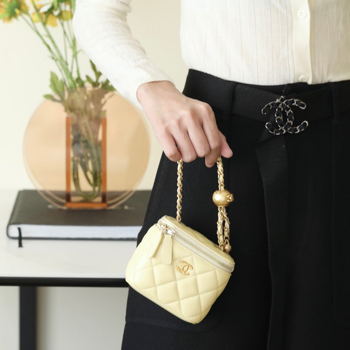 Chanel Wallets? Chanel 23P Bag Elegant Everyday Leather Wallet