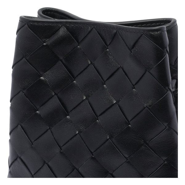 Close-up of Bottega Veneta cross body bags hardware and fine stitching
