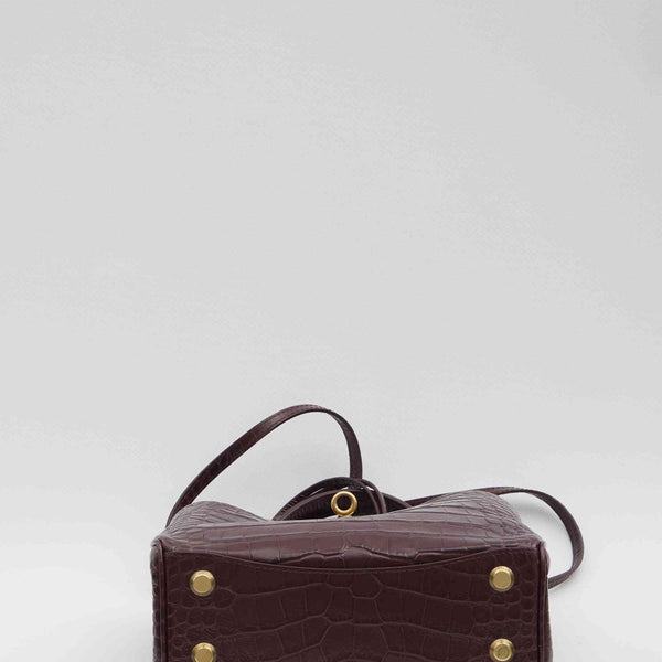 Balenciaga shoulder bags side profile designer luxury fashion