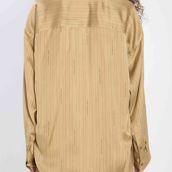Close-up of Balenciaga tee shirts hardware and fine stitching
